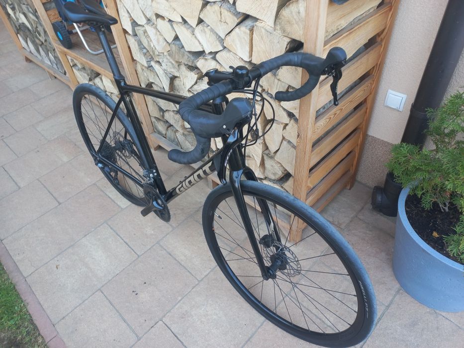 Rower szosowy Giant Contend AR1 rozmiar XL gravel Shimano 105 szosa endurance allroad