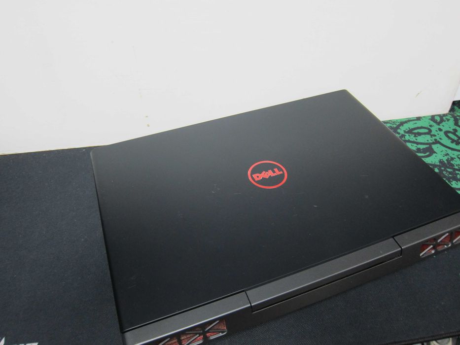Заряженный Игровой Dell Inspiron 15 Gamibg Nvidia GTX 1050 Ti 4 gb