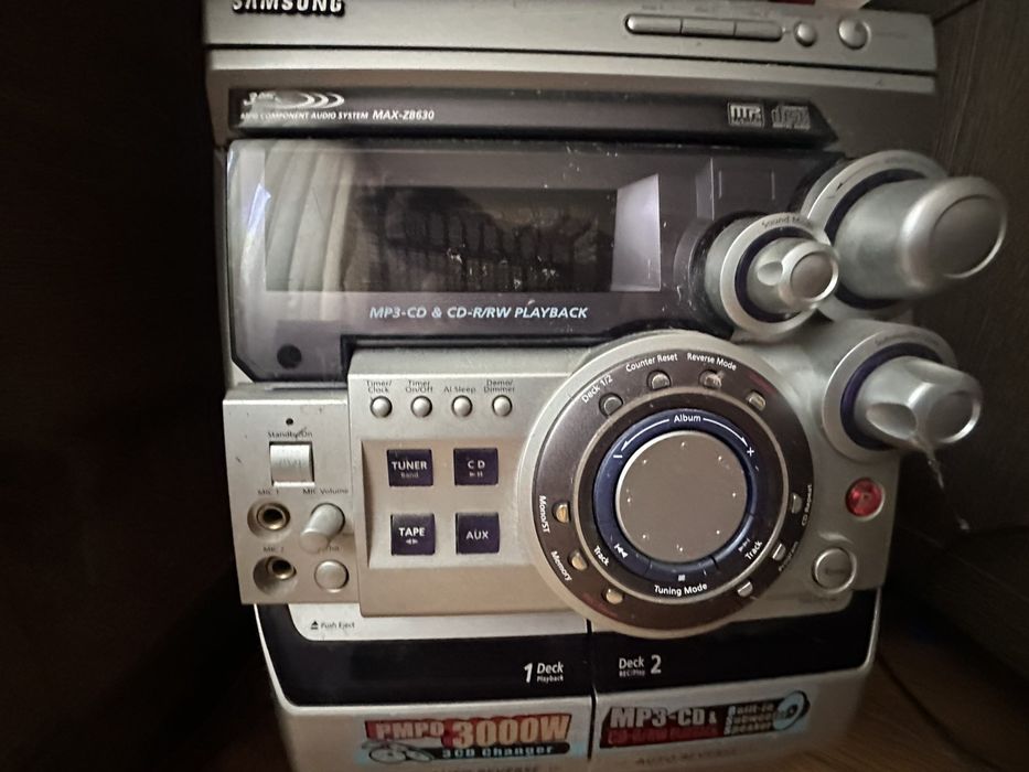 Продам музикальний центр