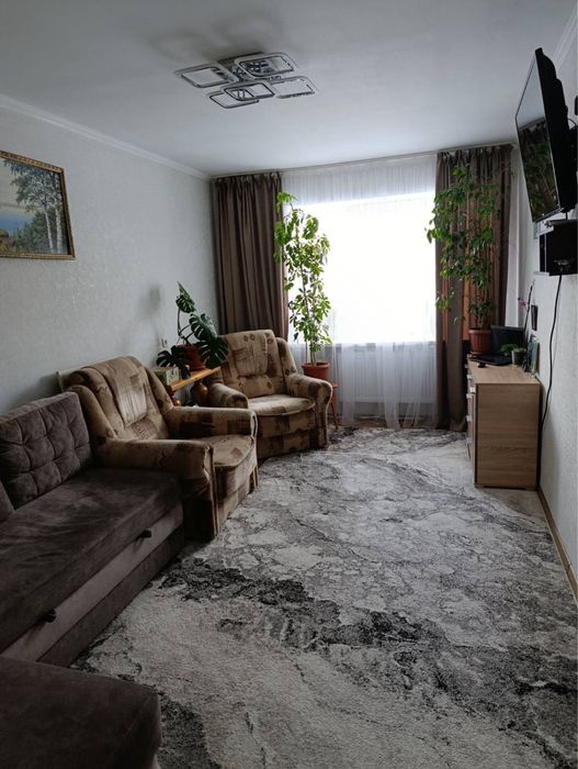 1к Тростянець зремонтом меблями і технікою