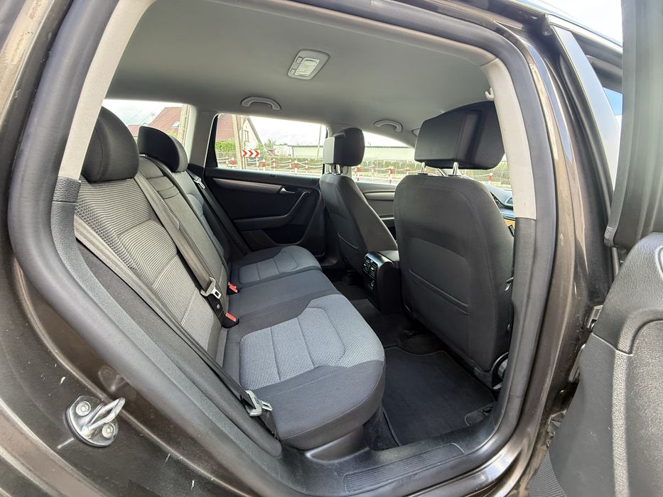 VW Passat B7 2011r. 2.0 Turbo 211KM 6 Biegów Salon PL 2wł. BiXenon LED Navi Kamera Alu 17 KeylessGo !