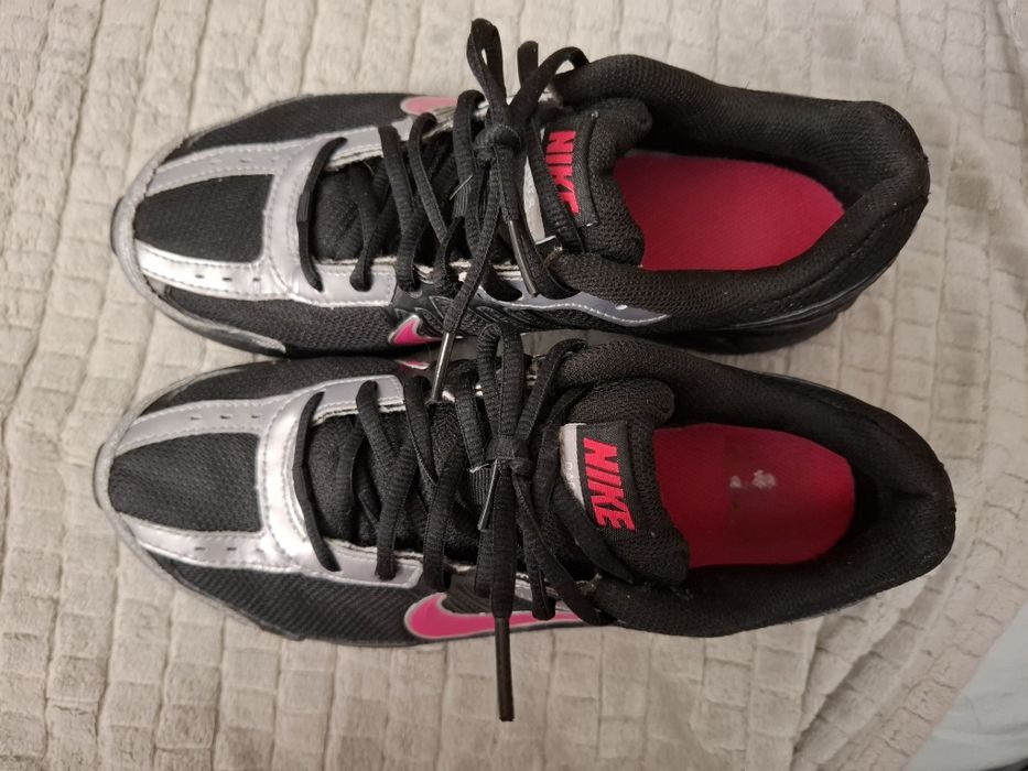 Buty Nike rozm 40.5
