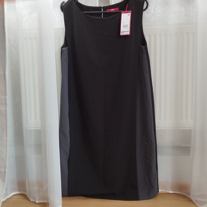 Сукні чорного кольору