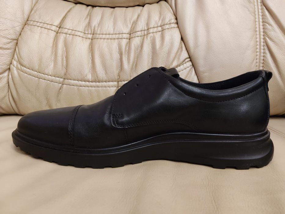 Чоловічі туфлі Ecco 43 р. 2300 грн. нові