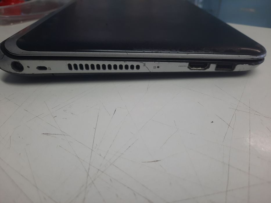 Ноутбук HP Pavilion dm1