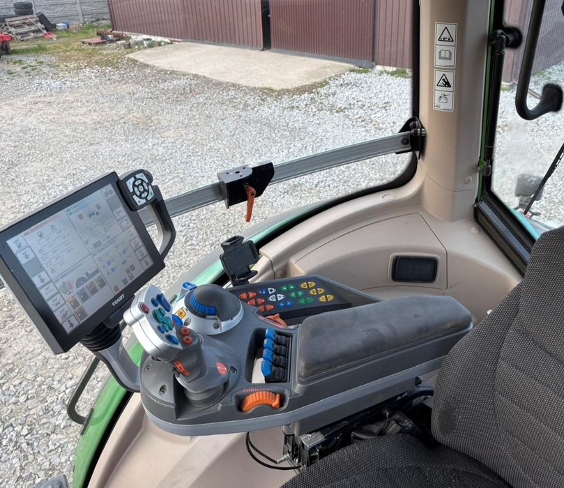 Fendt 826vario S4