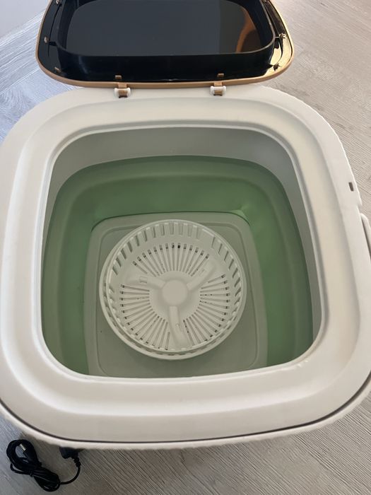 Przenośna skladana mini pralka turystyczna