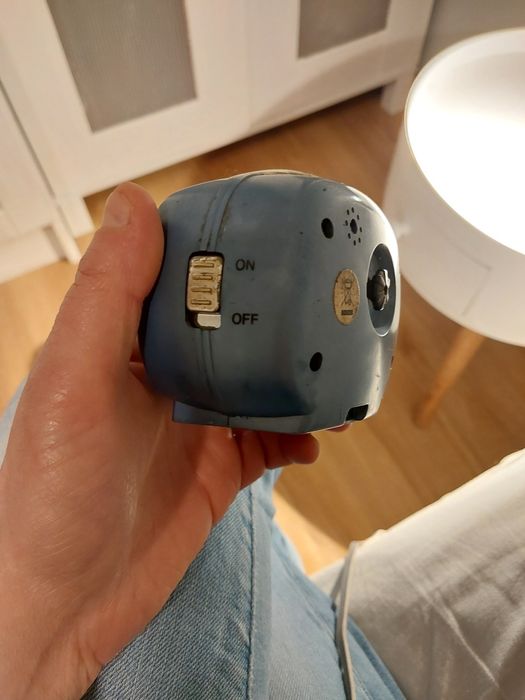Zegar budzik Prl stojący plastikowy na baterie