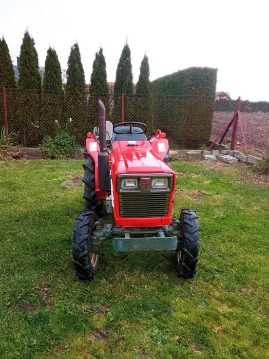 Mini traktor japoński Yanmar 1702D