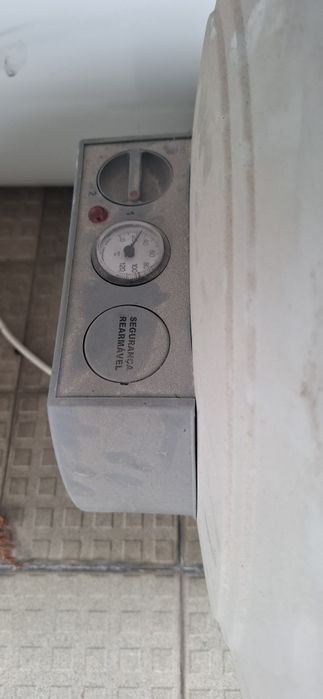 Termoacumulador Videira 100L – 2000W