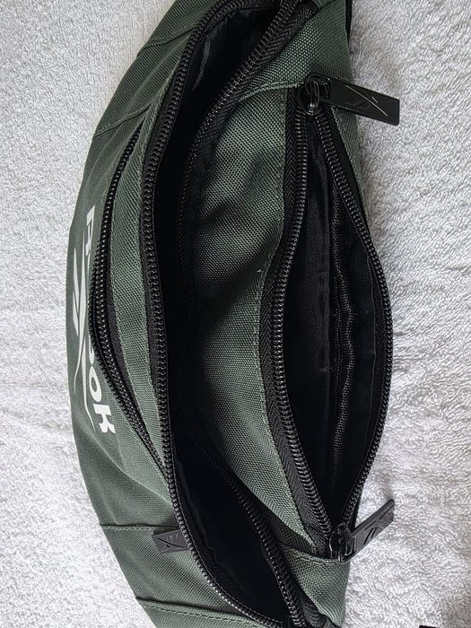 Nerka saszetka Reebok nowa khaki polecam