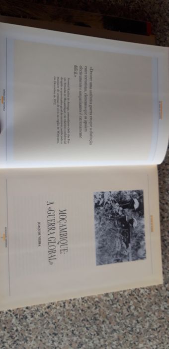 Conjunto de 2 Livros Os Anos da Guerra