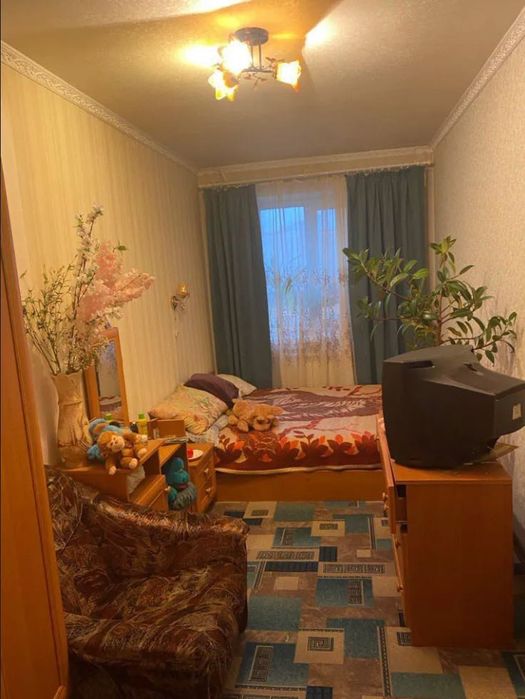 Продам 3к квартиру ул. Новоорловская 22 (район пр. Ивана Мазепы)