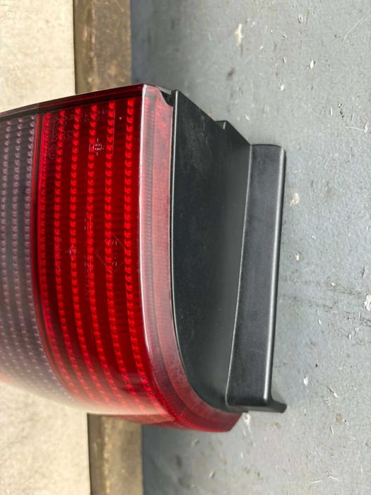 Lampa Prawy Tył Prawa Tylna VW Passat B4 Kombi ORYGINALNA !!!