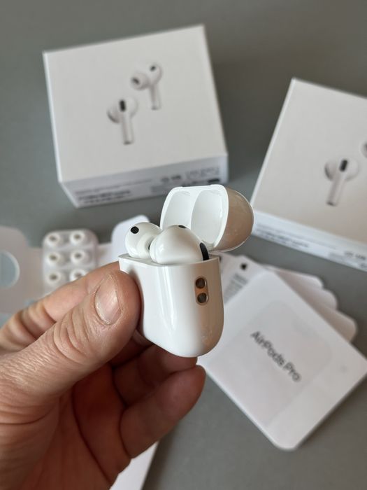 Навушники Apple AirPods Pro 3 Gen (Активне шумоподавлення)