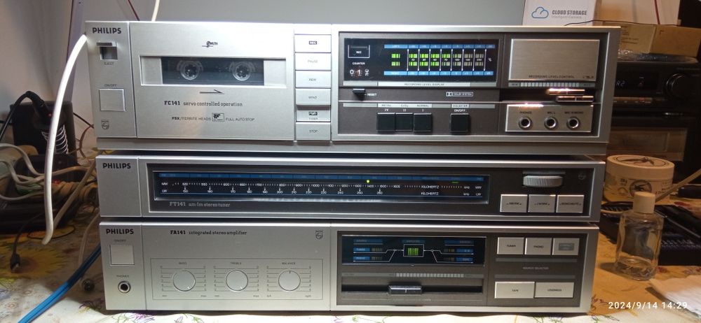 Wieża Philips FA-141 + FC-141 + FT-141