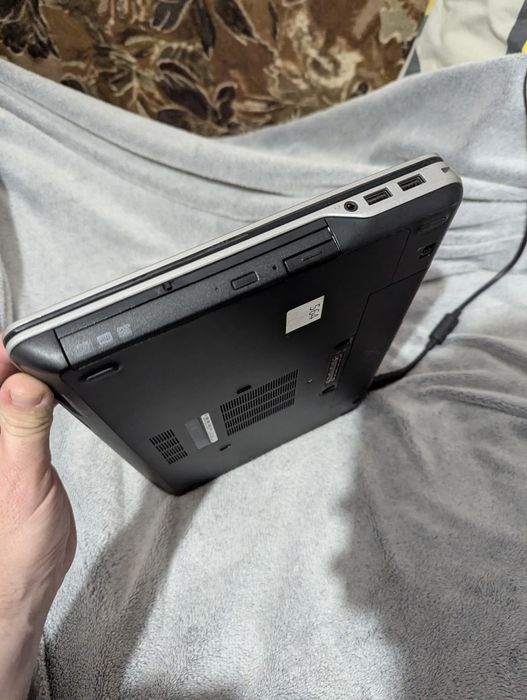 14' DELL Latitude E6440 core i5-4310, 8gb ddr3, ssd 120 gb