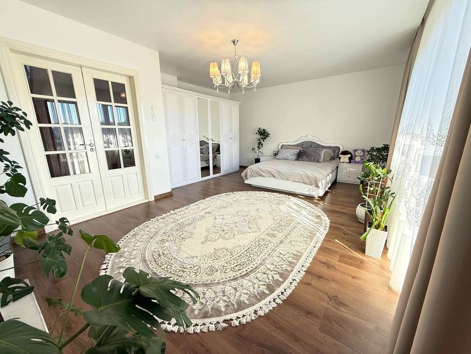 Продаж будинку в  Брюховичах