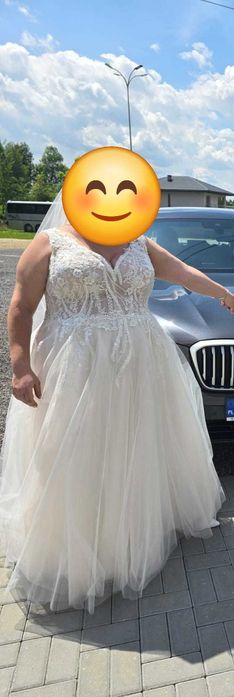 Suknia ślubna plus size