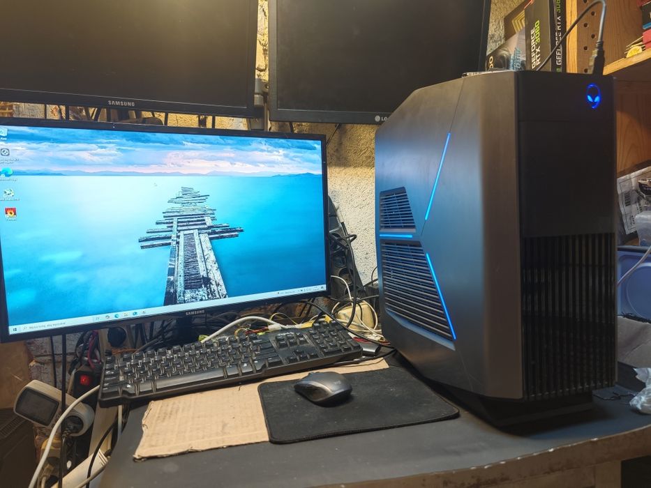 Alienware Aurora R6 I7 7700K GTX 1070 8GB DDR4 24GB m.2 256GB HDD 1TB ...