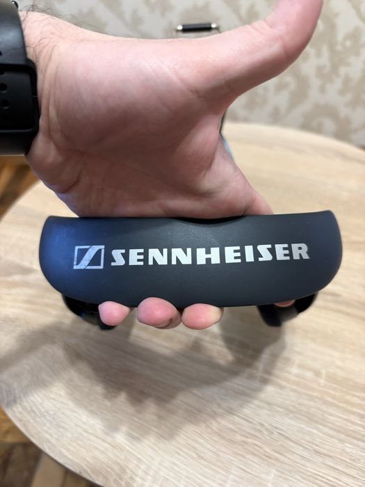 Беспроводные наушники Sennheiser RS 118 HDR 118