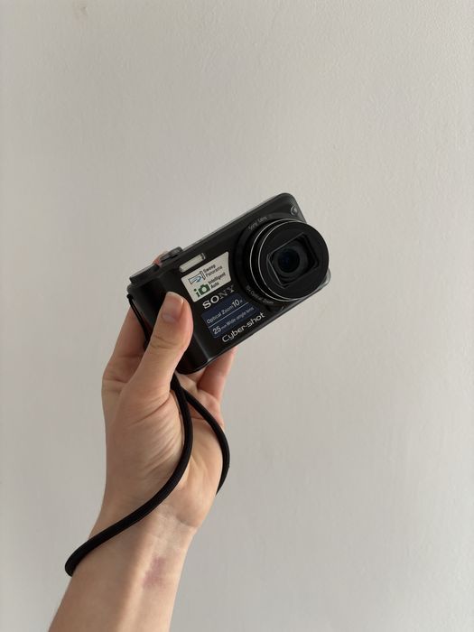 Sony Cyber-shot DSC-H55