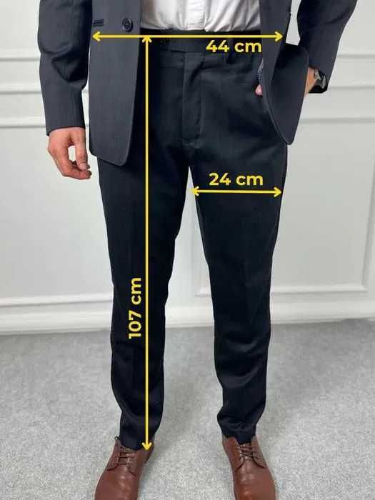 Garnitur czarny marki Pawo (100% wełna)