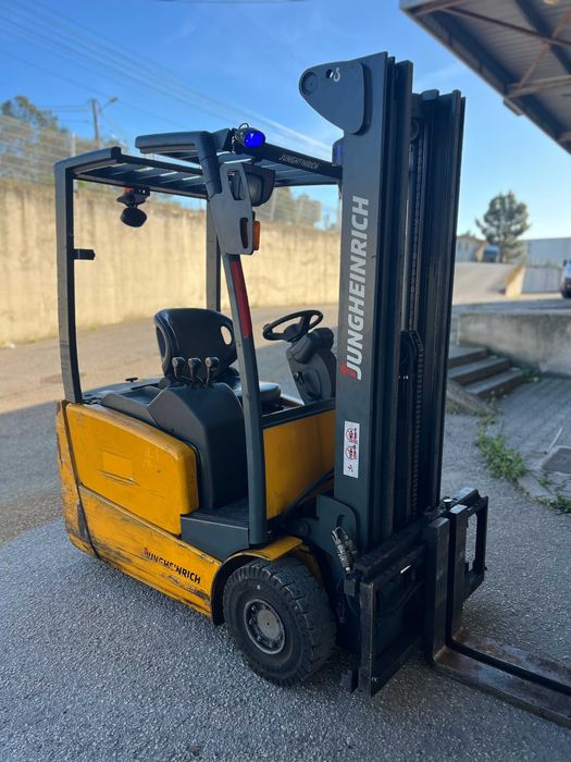 Empilhador elétrico 3 rodas Jungheinrich 1600Kg