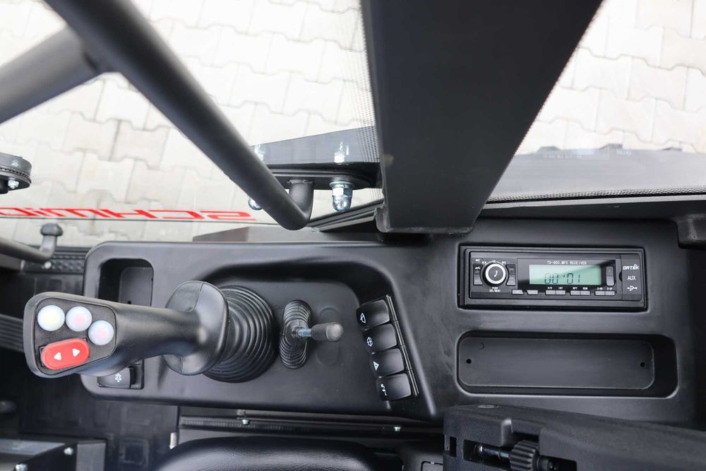 Ładowarka kołowa Schmidt 4350A NOWA WERSJA 2026 4x4 udźwig 2000 kg