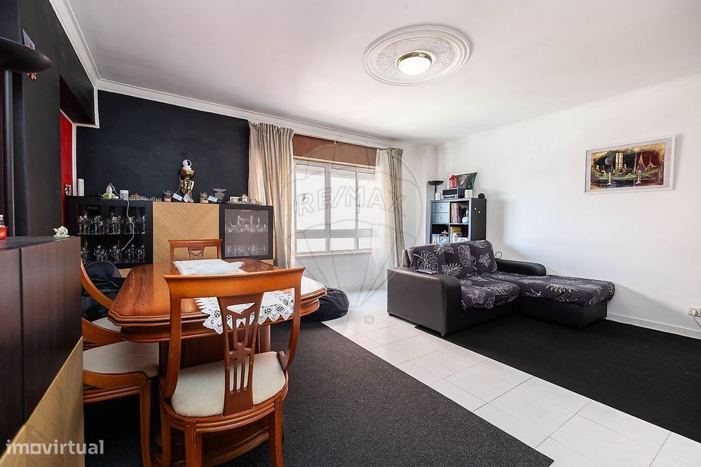 Apartamento T2 para venda — Cacém E São Marcos, Lisboa
