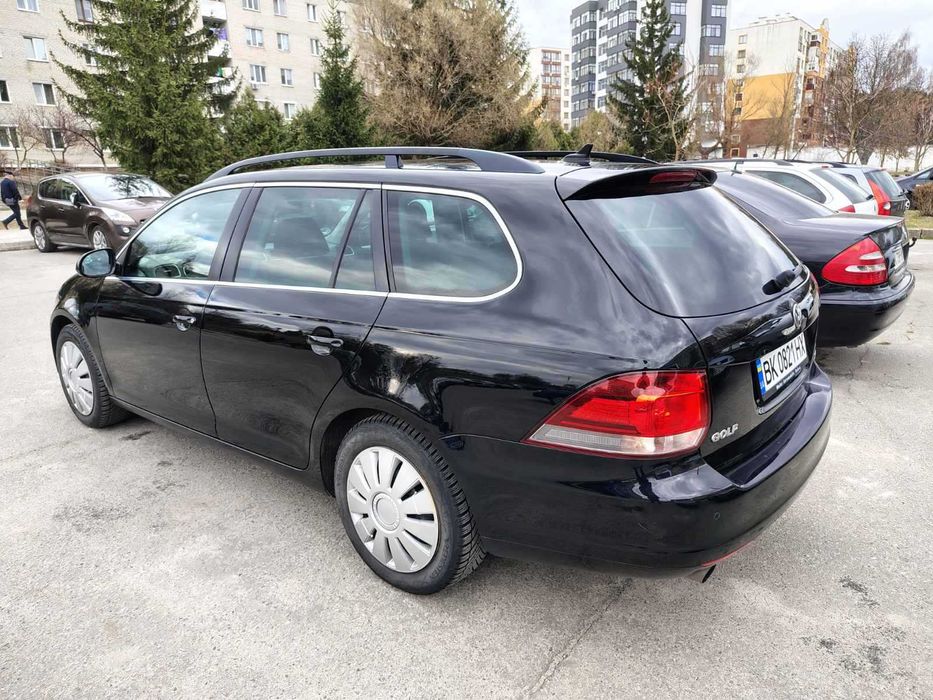 VW Golf VI  1,6tdi у дуже гарному стані