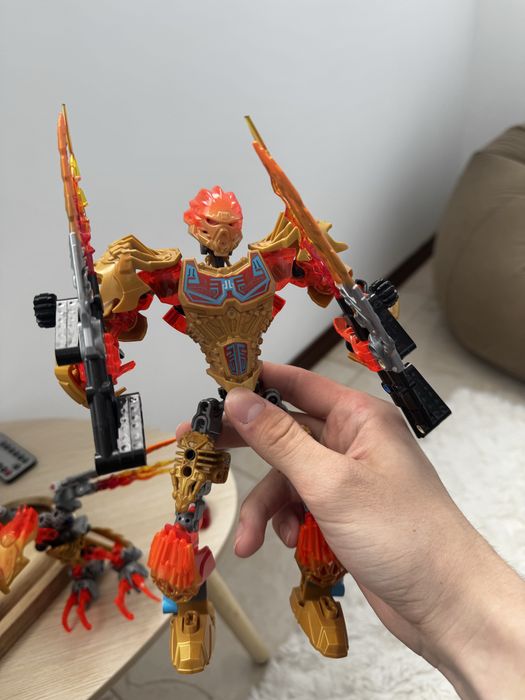 Lego BIonicle Таху+тотемна тварина(2набори)