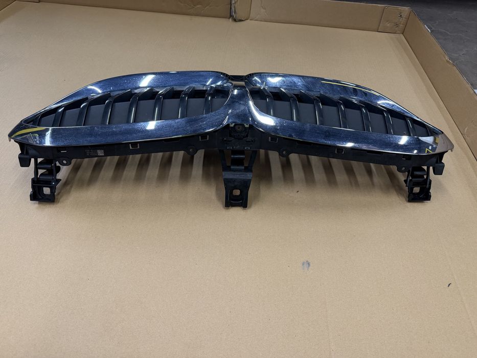 Решітка жалюзі BMW g20