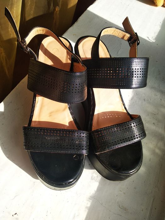 Босоножки сандалии