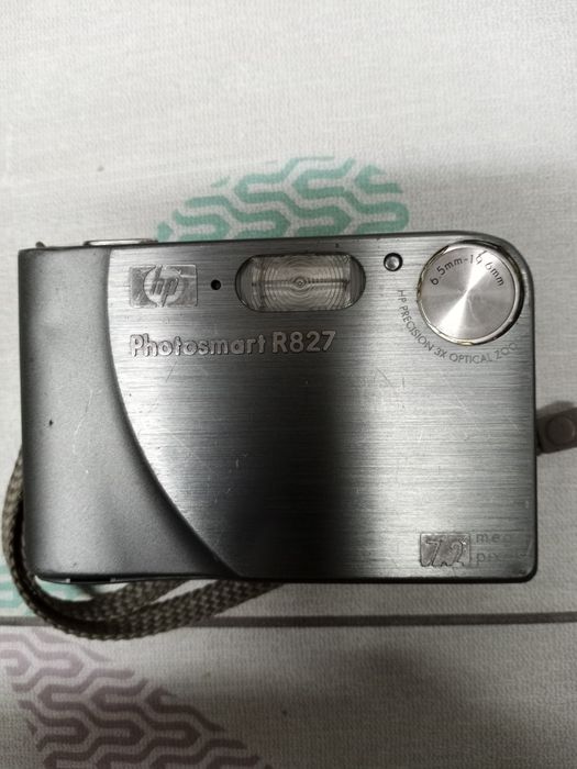 HP R827 Camera64284528905218121
