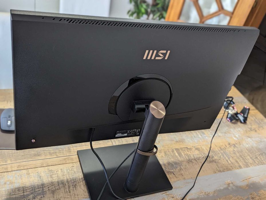 Monitor MSI 32" Summit MS321UP IPS 4K 60 Hz USB-C64729676259075124