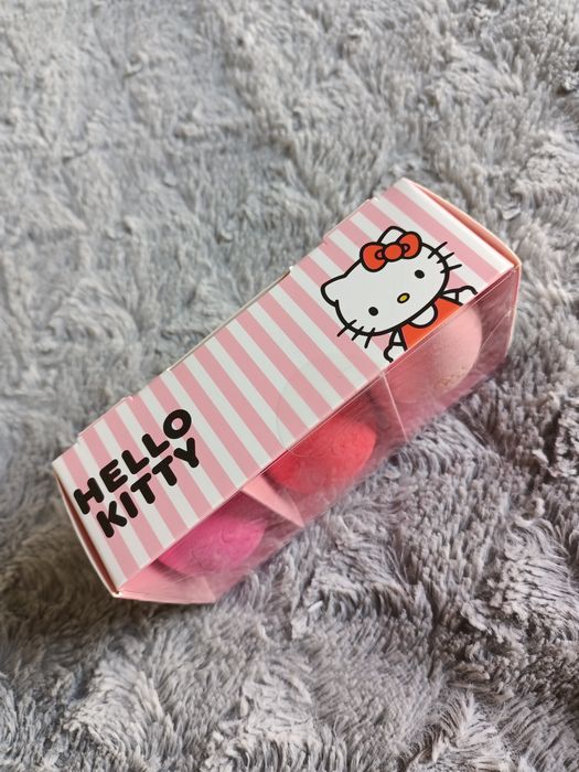 Gąbki do makijażu twarzy hello kitty 3 sztuki