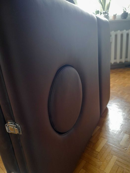 Stół do profesjonalneg masażu