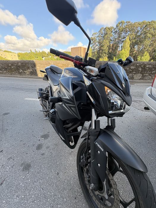Kawasaki Z300 ABS 2018 - 22.000 km - Muito Estimada com Extras - Carta A2