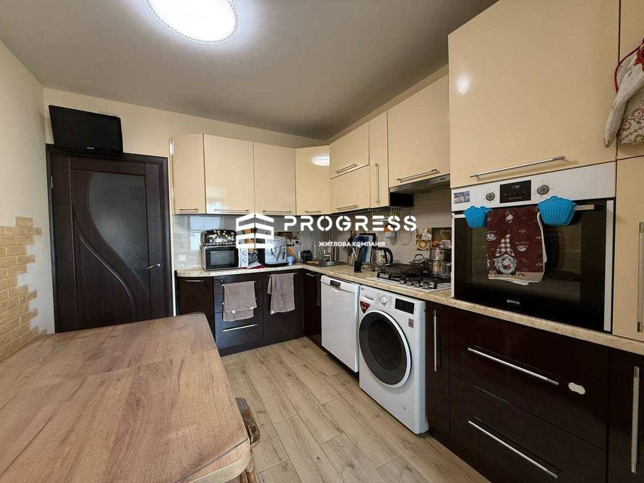 Продам 1-кімнатну квартиру район Каскад Ексклюзив Все залишається 45м2