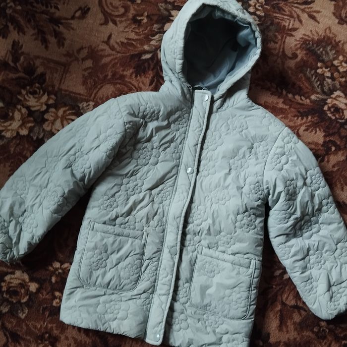 Весняна дитяча куртка