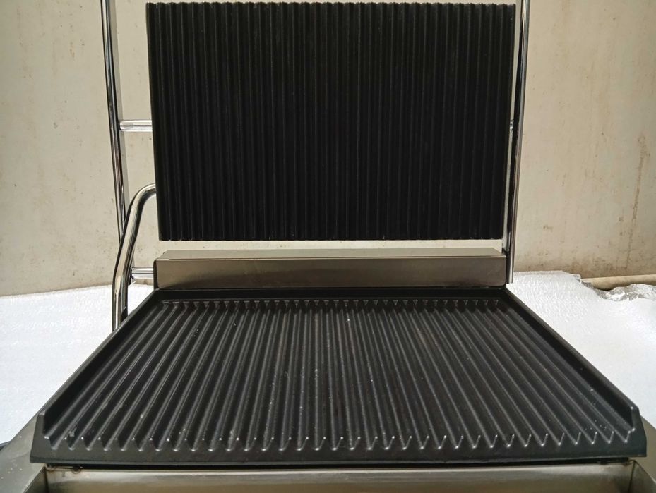 Гриль GoodFoodECG11