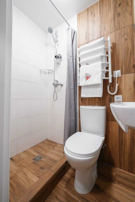 #K742 вул.Коновальця,Печерськ, Військовий госпіталь, 1поверх-7-555.biz.ua