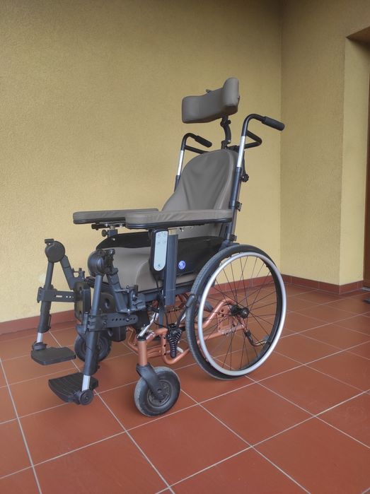 Wózek inwalidzki Vermeiren Inovys 2 Evo
