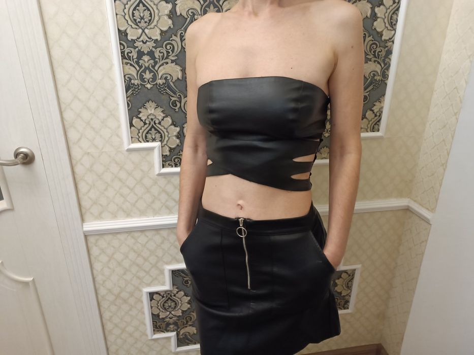 Секси топ из экокожи, бюстье