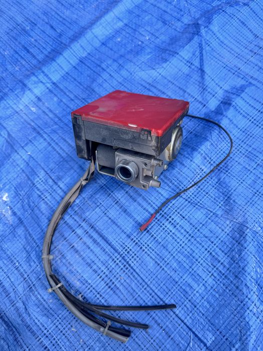Honeywell VK4105G – zawór gazowy 230V do pieca