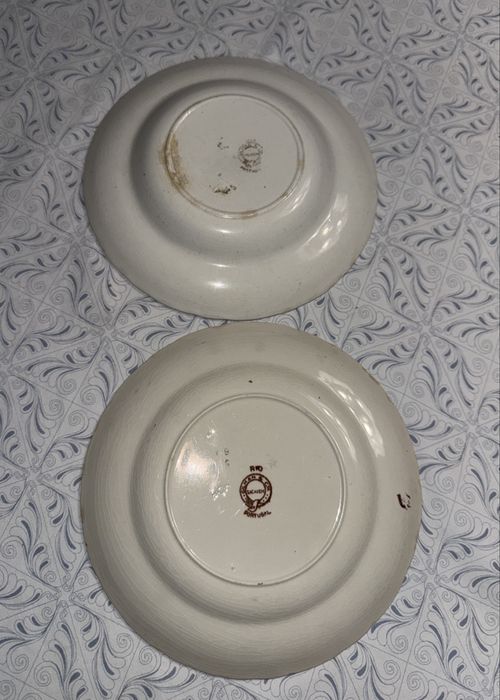Pratos antigos Sacavém castanho vintage