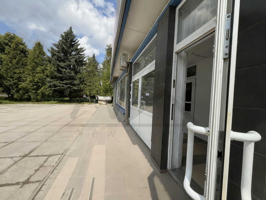 Продаж великого комерційного приміщення, вул. Самбірська, м. Дрогобич!