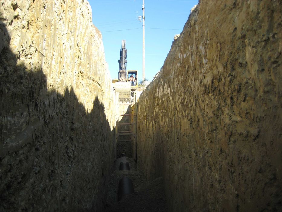 Contenção periférica metálica para entivação de valas KRINGSVERBAU