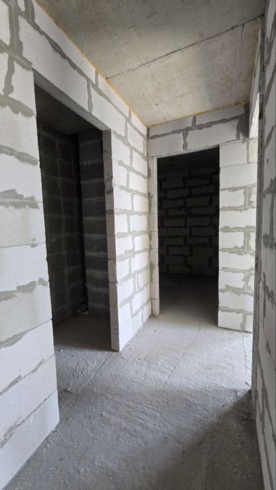 Терміновий продаж двохкім квартири Рудненська зданий будинок